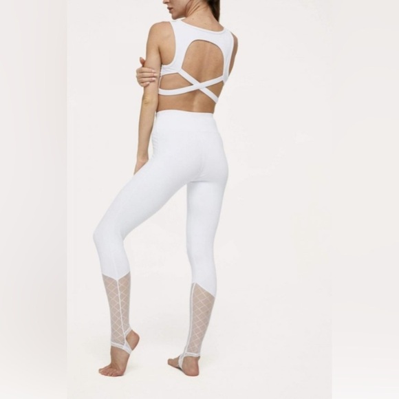 J.ING Canyon White Mesh Sport Top and Yoga Leggings Set - Picture 6 of 13